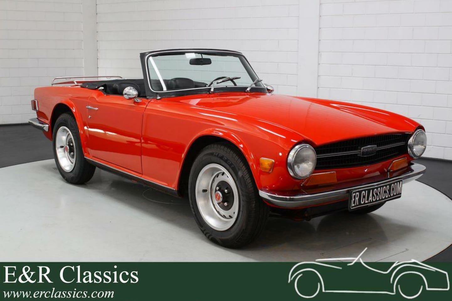 Triumph TR6 - Gerestaureerd | Nieuw lakwerk | 1970 - AutoWereld.nl