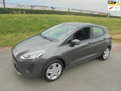 Ford Fiesta - fiesta 1.1 benzine 5 deurs met airco navigatie 34.000km