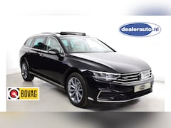 Volkswagen Passat Variant - 1.4 TSI PHEV GTE, Panorama, Trekhaak, Carplay, Alcantara\Leder