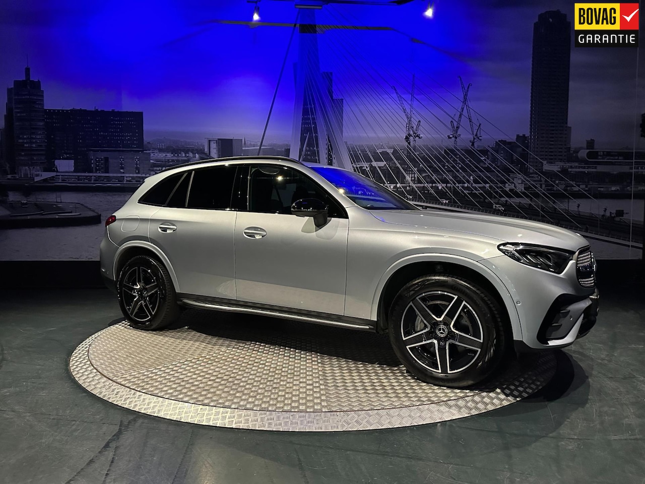 Mercedes-Benz GLC-klasse - 300e 4MATIC AMG Line *MY2024*Trekhaak*ACC*WinterPack* - AutoWereld.nl