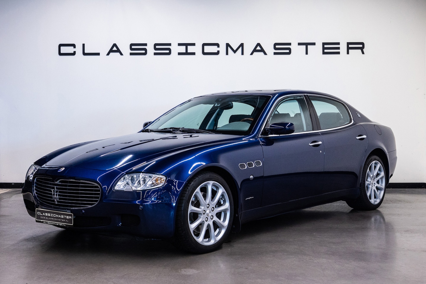 Maserati Quattroporte - 4.2 Btw auto, Fiscale waarde € 12.000,- (€ 31.363,64 Ex B.T.W) DEALER AUTO - AutoWereld.nl