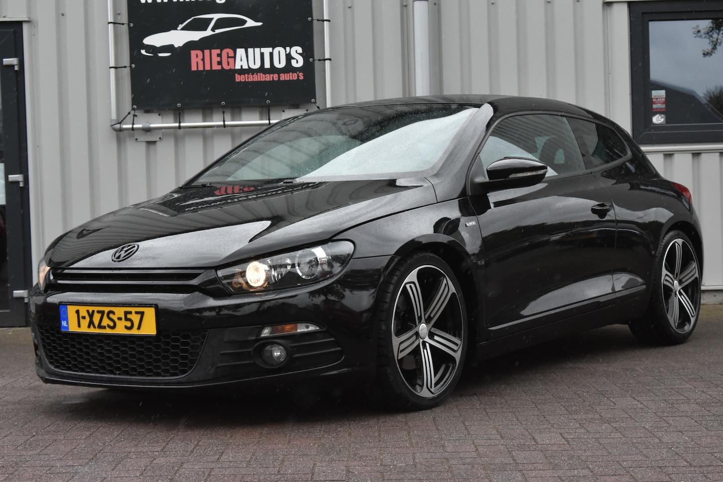 Volkswagen Scirocco - 1.4 TSI Highline Plus DSG B.J 2014 - AutoWereld.nl