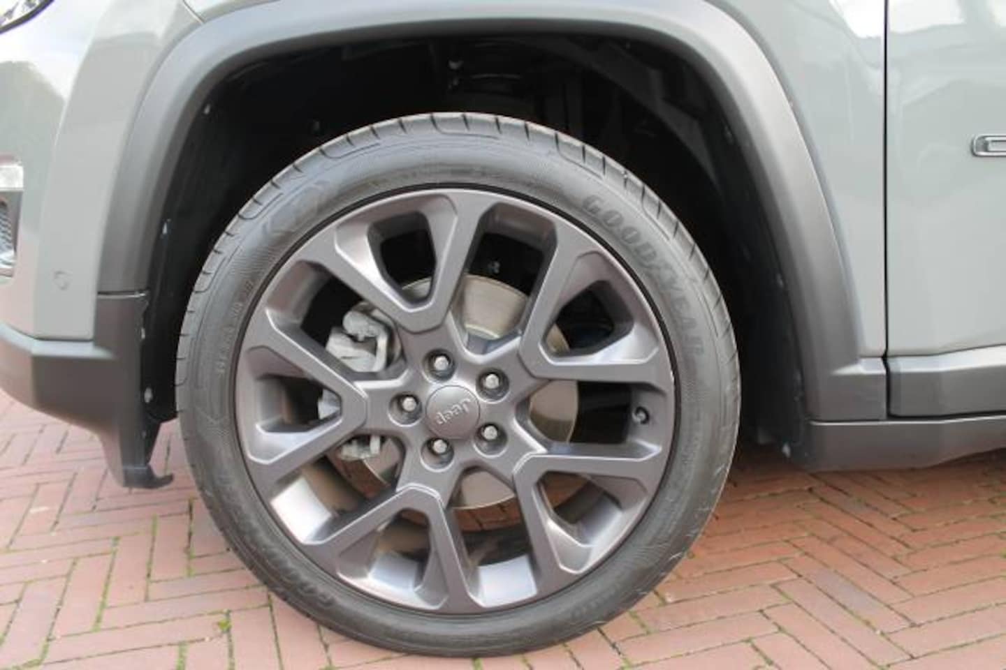 Jeep Compass - 1.3 MultiAir 150pk DDCT S