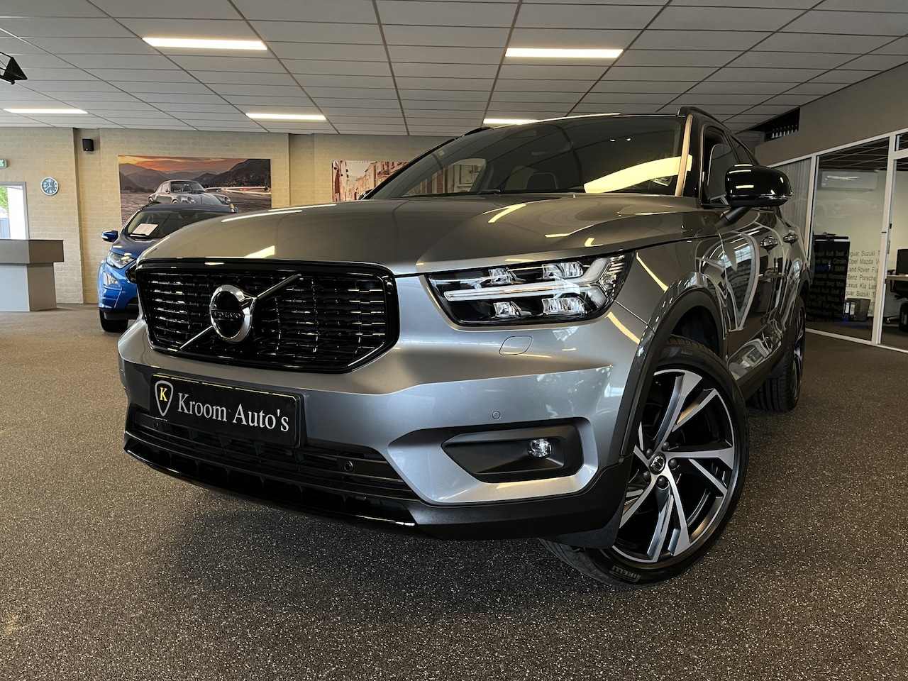 Volvo XC40 - 2.0 T5 AWD R-Design / 248 Pk / BLIS / Navigatie / Dig dashboard / Dab+ / Full LED / Camera - AutoWereld.nl