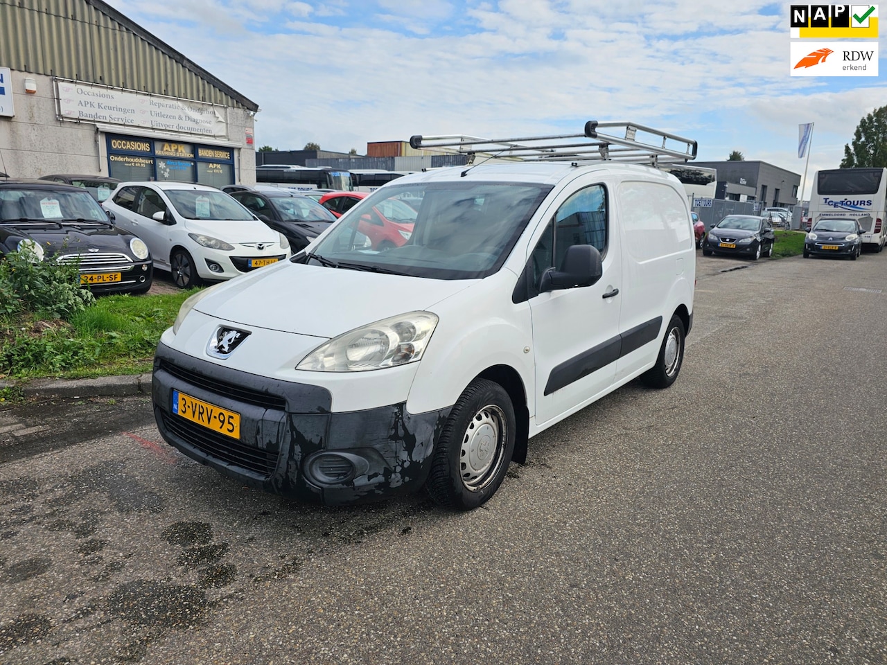 Peugeot Partner - 120 1.6 HDI L1 XT Bj:2011 NAP! - AutoWereld.nl