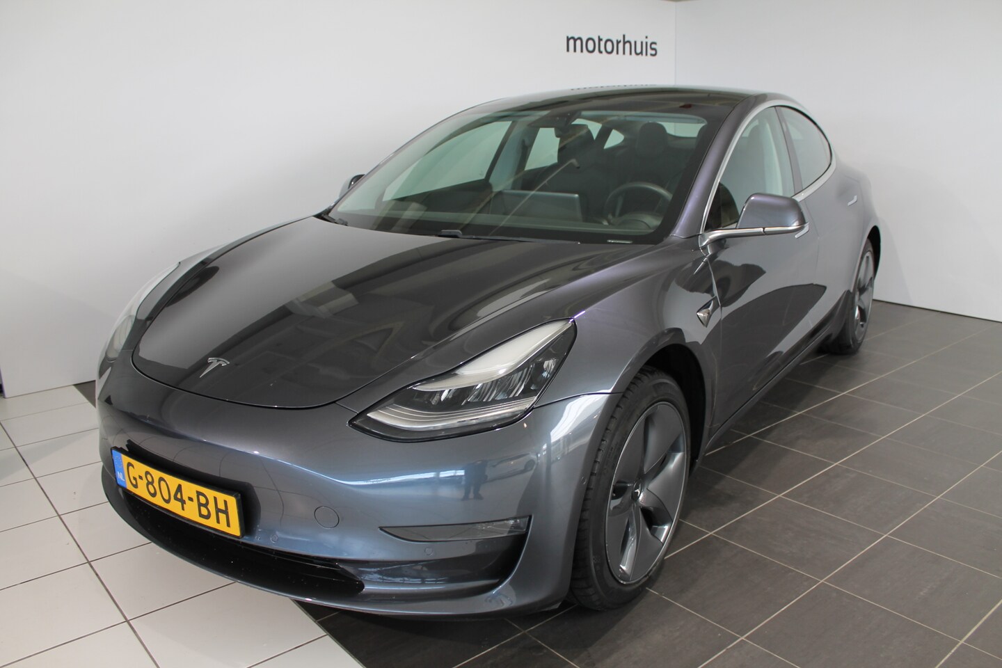 Tesla Model 3 - Standard Plus RWD - AutoWereld.nl