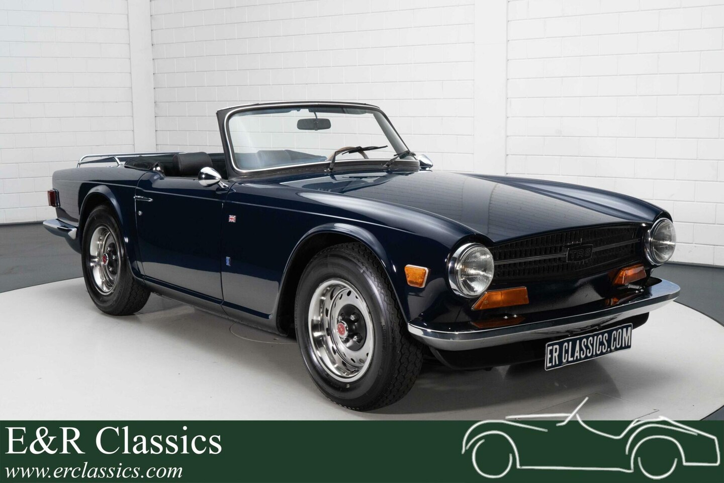 Triumph TR6 - Gerestaureerd | Overdrive | Royal Blue | 1974 - AutoWereld.nl