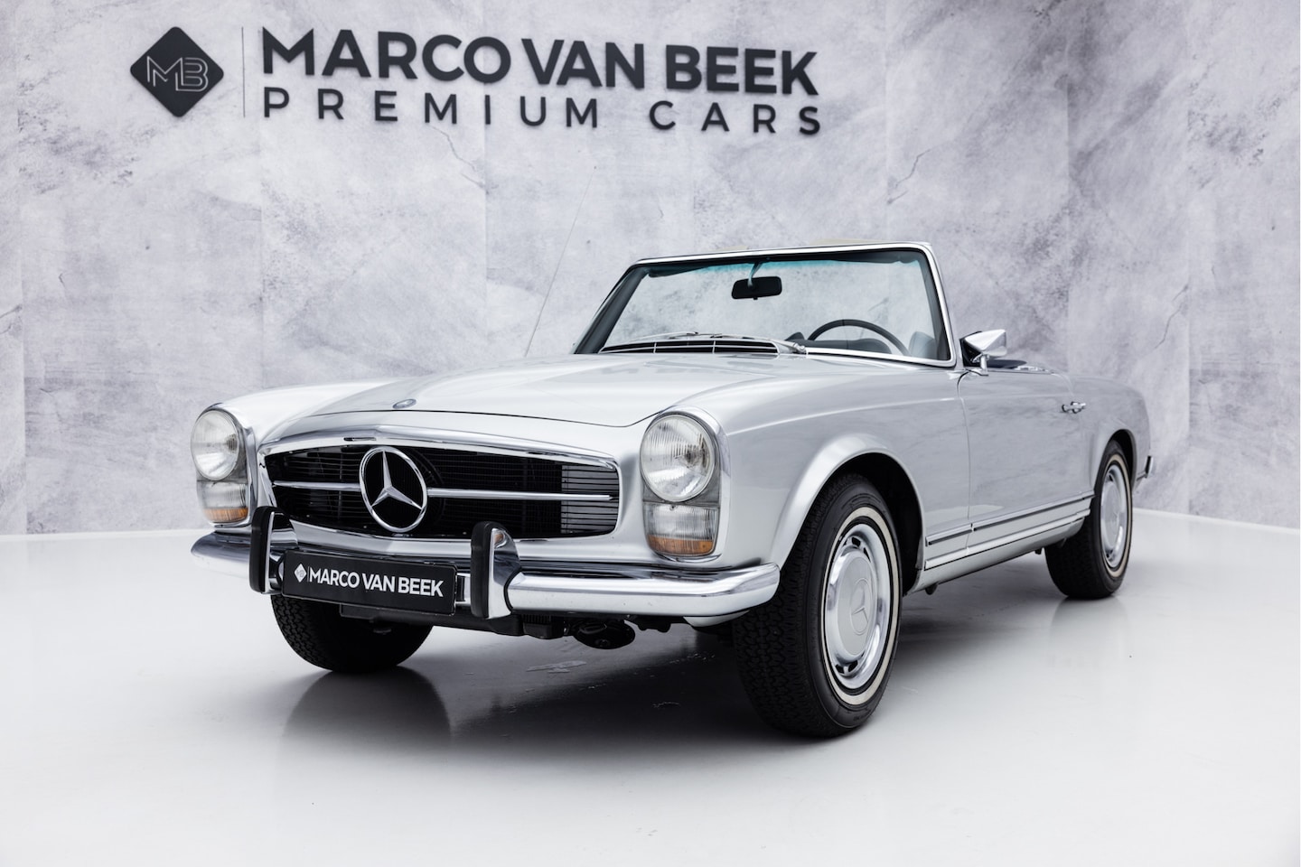 Mercedes-Benz SL-klasse Cabrio - 280 Pagode | Mint Condition | Full Restored | Matching Numbers - AutoWereld.nl