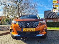 Peugeot 2008 - 1.2 PureTech Allure Pack. NAVi, TREKHAAK,