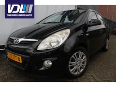 Hyundai i20 - 1.4i DynamicVersion Airco l Bluetooth