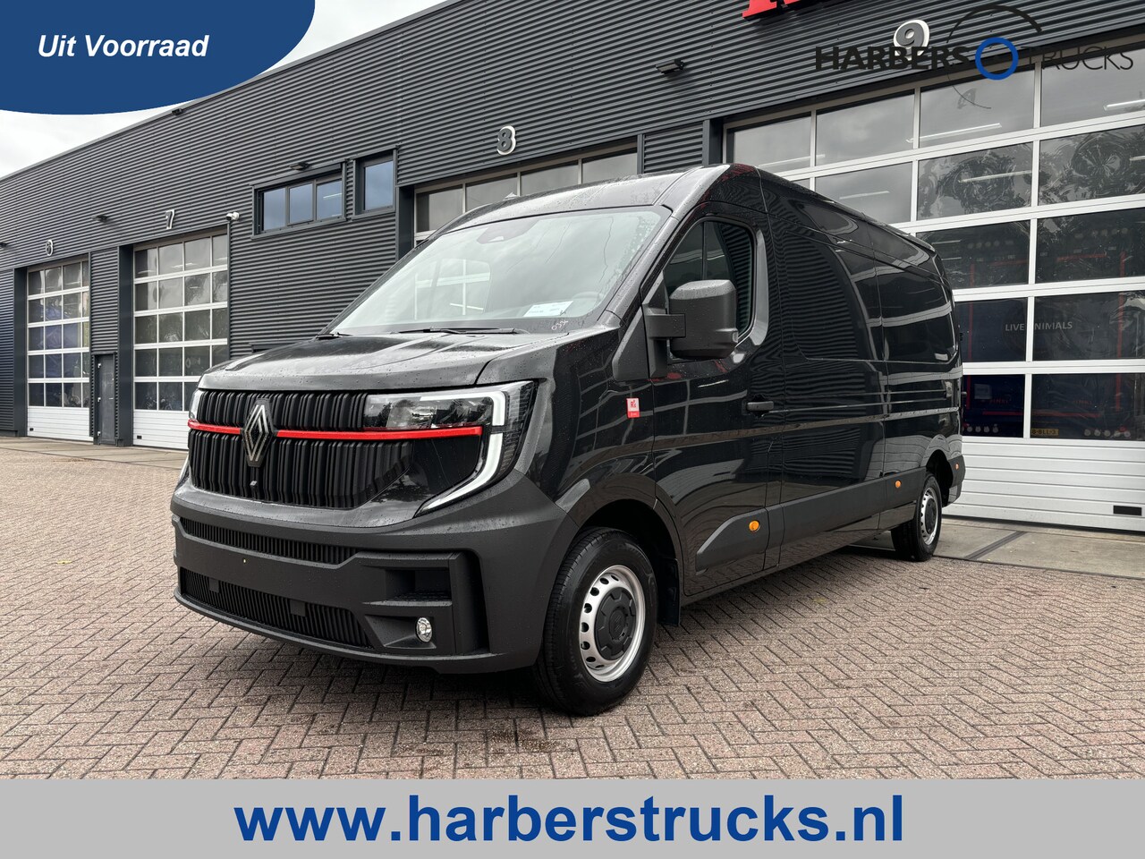 Renault Master - L3H2 150PK Red Edition Uit voorraad leverbaar - AutoWereld.nl