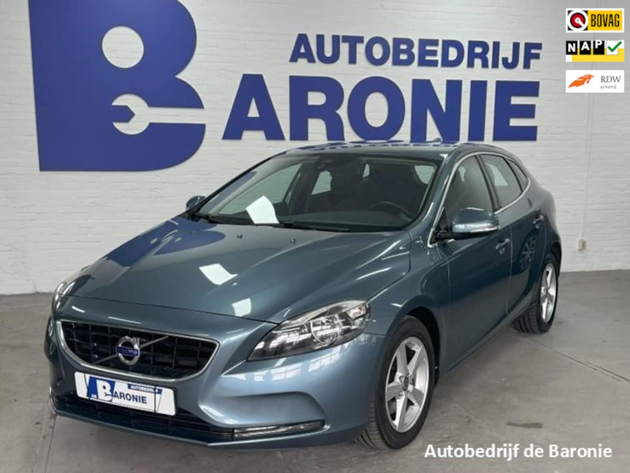 Volvo V40 - 1.6 T2 Momentum 1.6 T2 Momentum - AutoWereld.nl