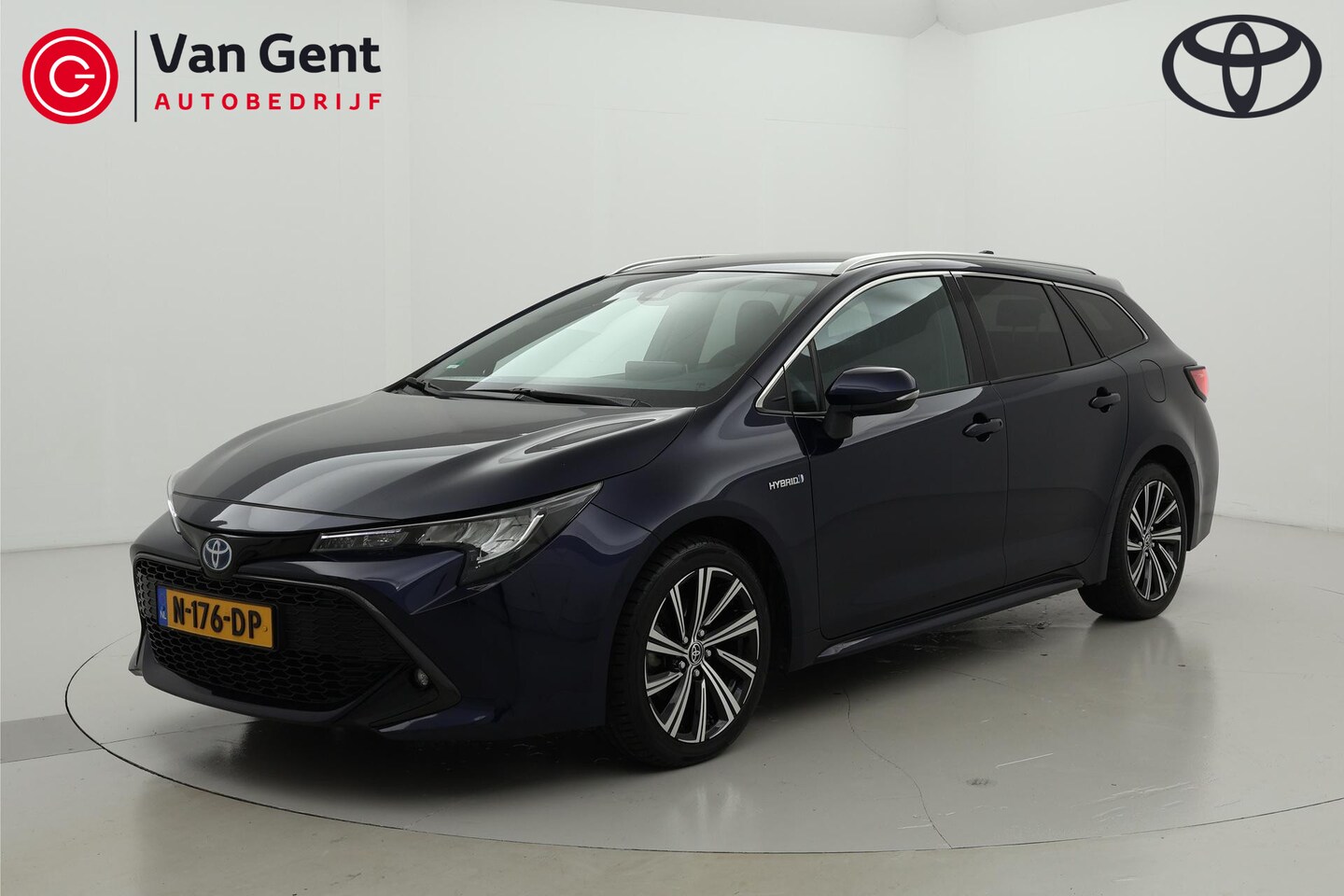 Toyota Corolla Touring Sports - 1.8 Hybrid Dynamic Stoelverwarming - AutoWereld.nl