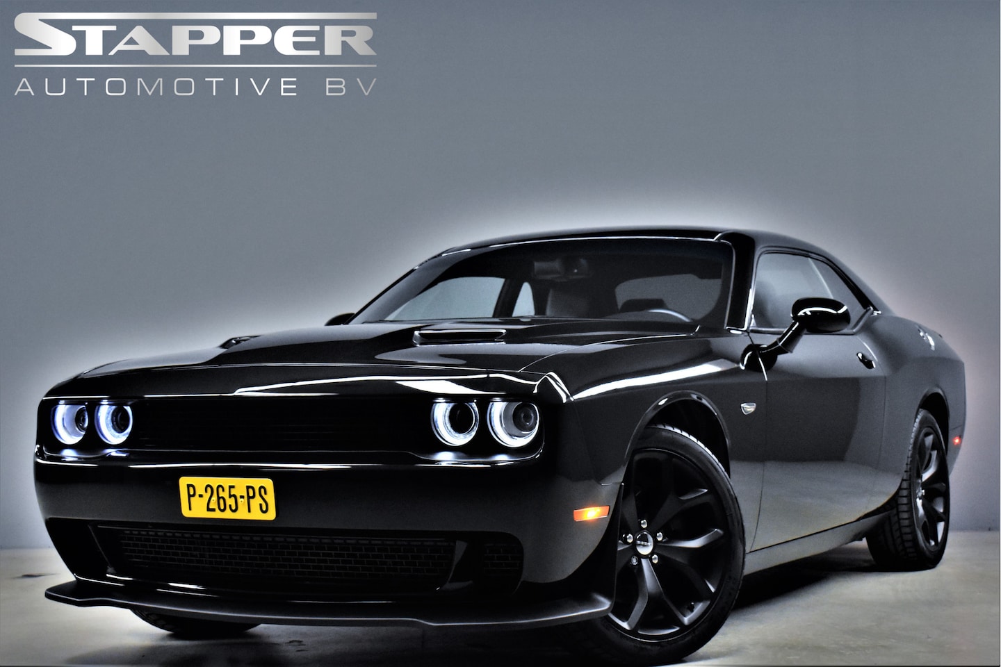 Dodge Challenger - 5.7 V8 Hemi 377pk R/T Automaat Keyless/Camera/Alpine/Leer/Led/Stoelverw./Pdc/Lmv20" - AutoWereld.nl