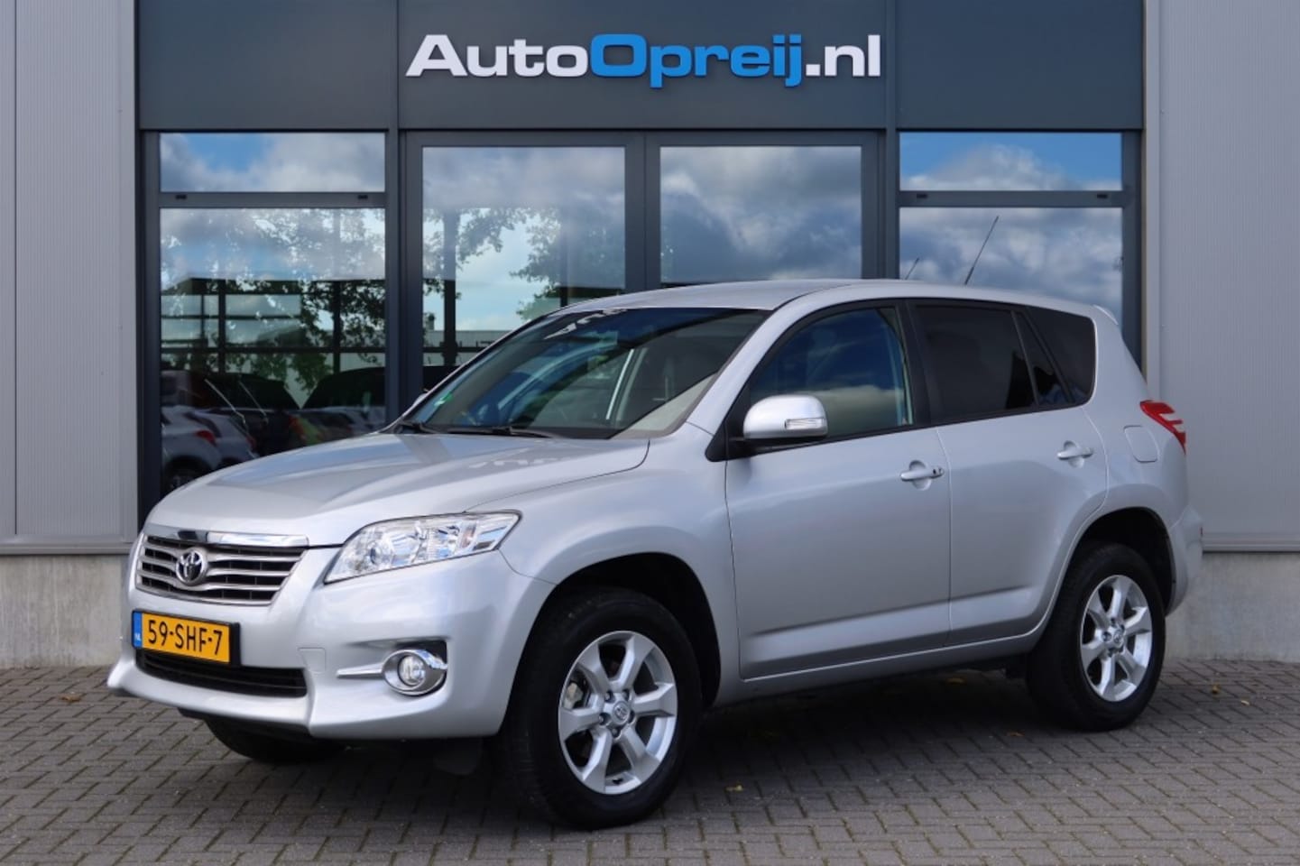 Toyota RAV4 - 2.0 VVTi 4WD Executive Business AUTOMAAT Clima, NAVI, leder bekl - AutoWereld.nl