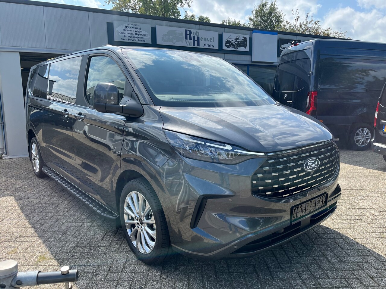 Ford Transit Custom Tourneo - 170 PK TITATIUM X SPORT L2 - AutoWereld.nl