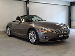 BMW Z4 Roadster - 3.0i S (Leder / Navi / Xenon / Clima / NAP)