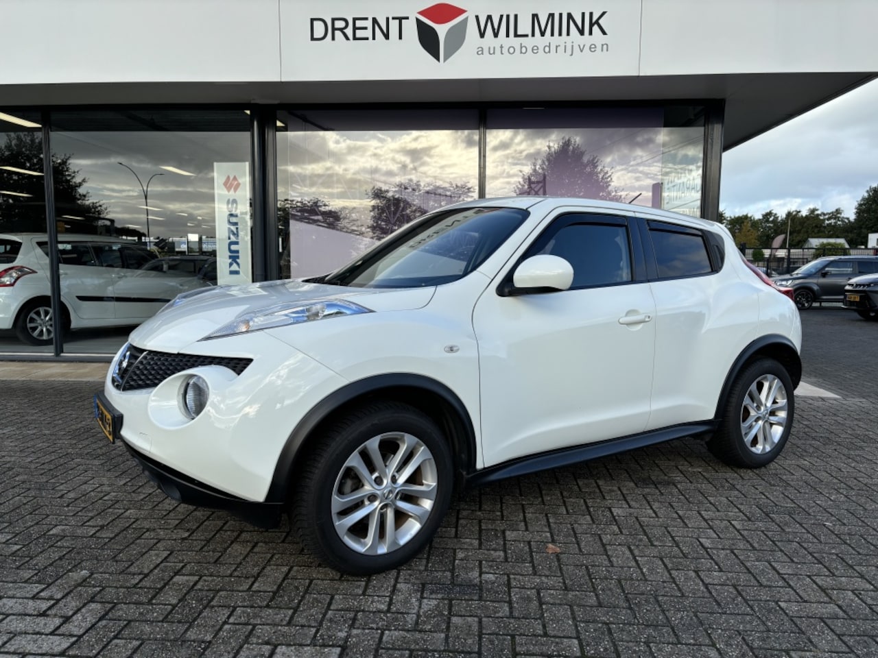 Nissan Juke - 1.6 Acenta automaat - AutoWereld.nl