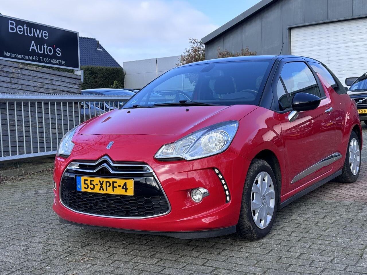 Citroën DS3 - 1.6 e-HDi Navi Clima - AutoWereld.nl