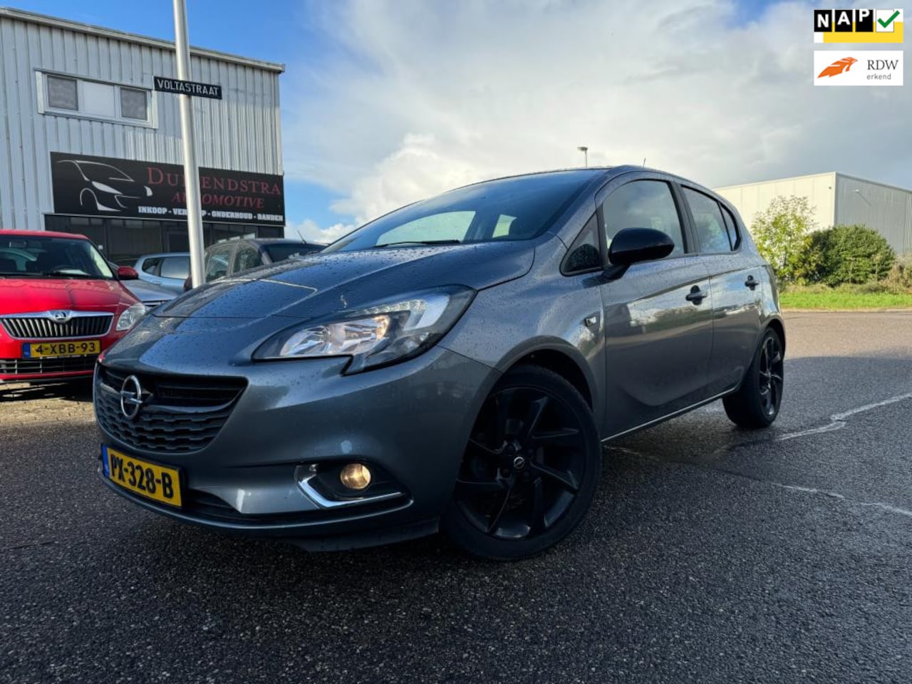 Opel Corsa - 1.4 Online Edition 1.4 Online Edition, Dealer onderh. Carplay - AutoWereld.nl