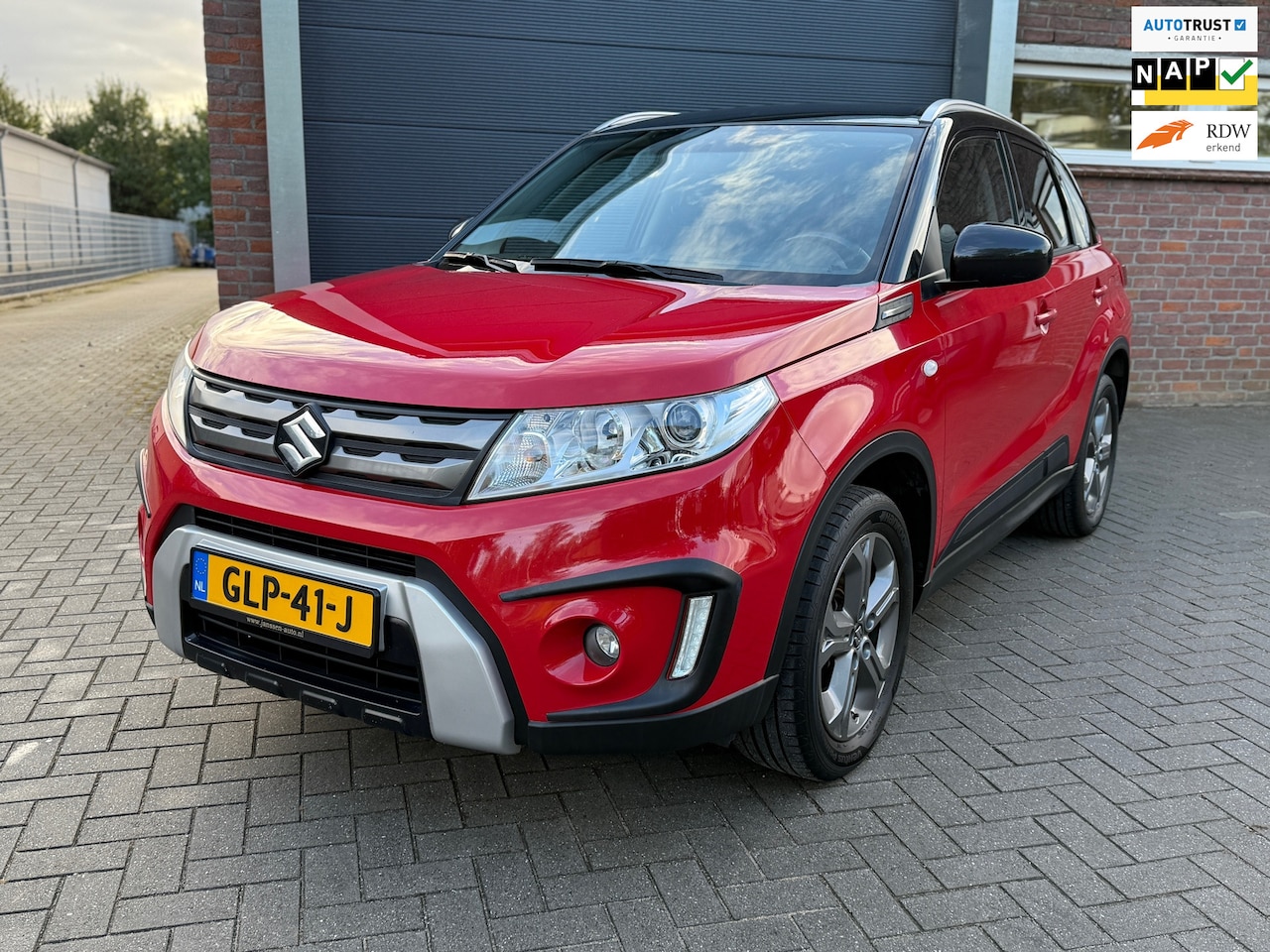 Suzuki Vitara - 1.6 Comfort 1.6 Comfort, navi, camera - AutoWereld.nl