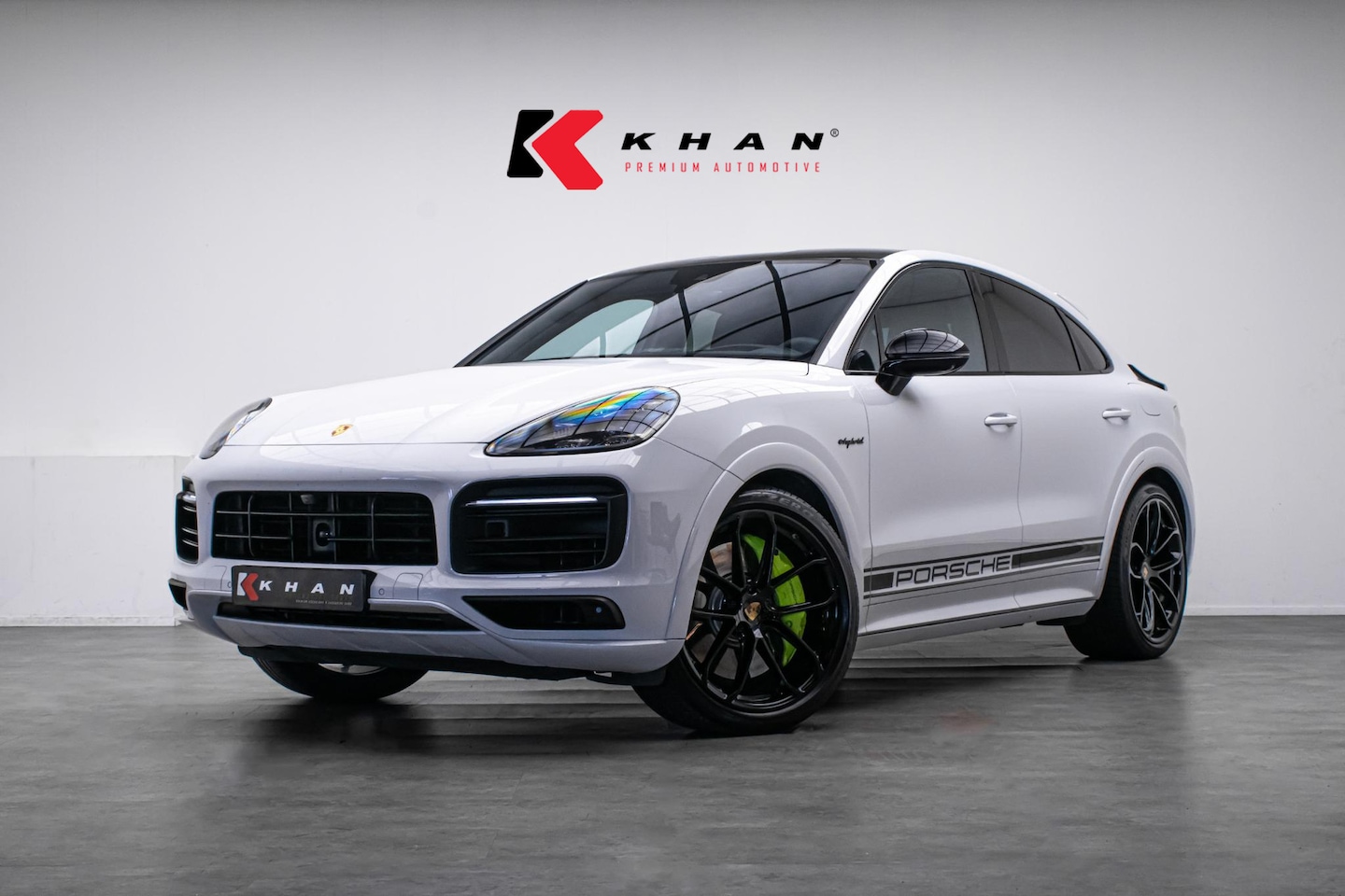 Porsche Cayenne Coupé - 3.0 E-Hybrid | Full PPF | Carbon dak | Sportdesign - AutoWereld.nl