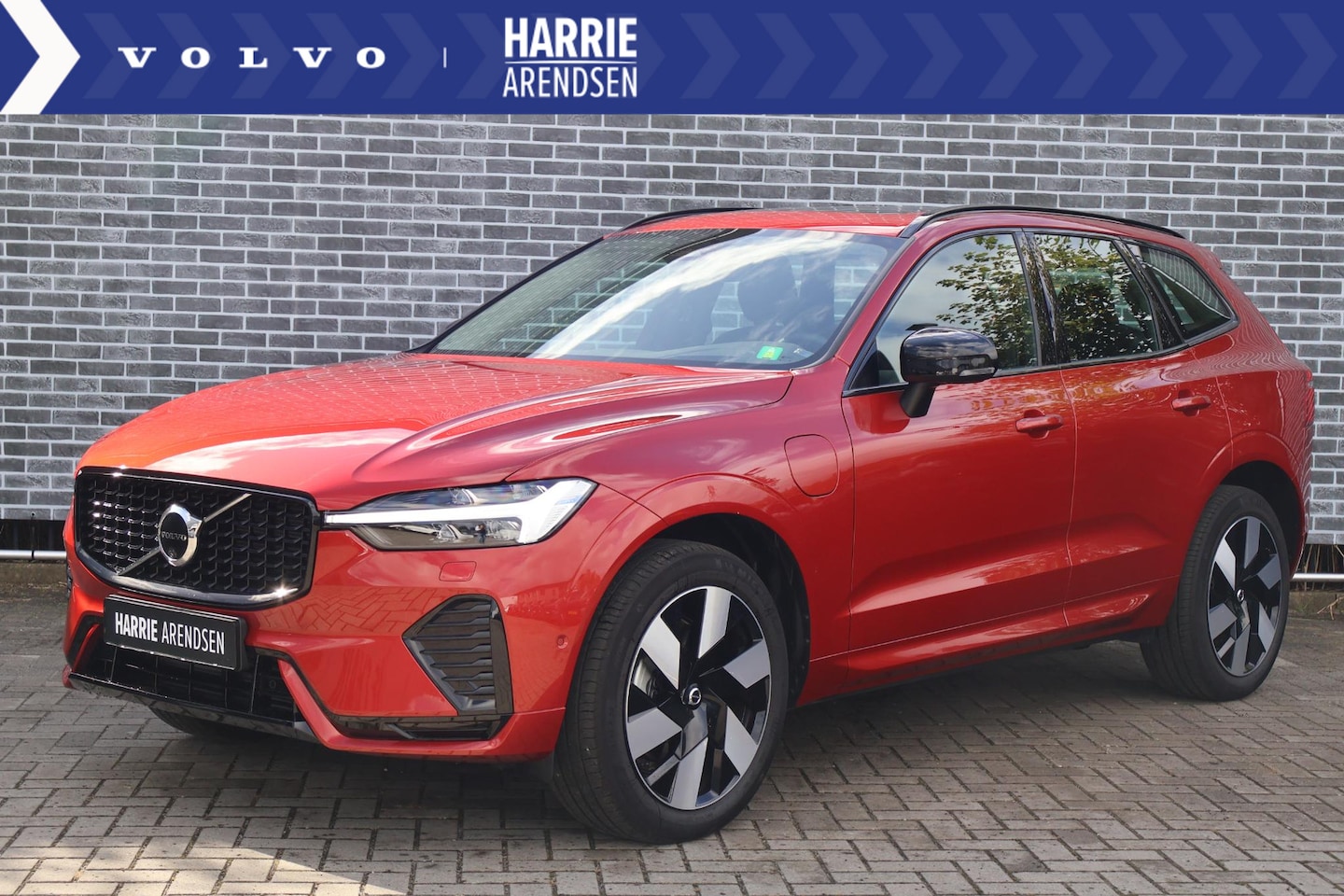 Volvo XC60 - 2.0 Recharge T6 AWD Ultimate Dark | Adaptieve Cruise Control | Elektr. schuif-/-kanteldak - AutoWereld.nl