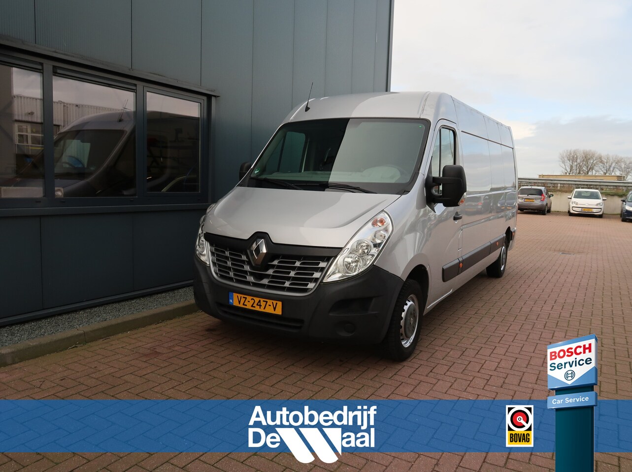 Renault Master - T35 2.3 dCi 125pk L3H2 Laadklep 1555KG LAADVERM. CAMERA/NAVI/CRUISE/AIRCO/1E EIGENAAR! - AutoWereld.nl