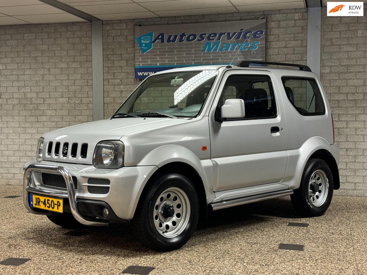 Suzuki Jimny - 1.3 JLX 4WD, Airco, el. ramen. PDC, Sidebar/ bullbar - AutoWereld.nl