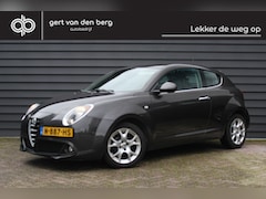 Alfa Romeo MiTo - 0.9 TwinAir Distinctive - CLIMA - CRUISE - BLUE & ME - PDC ACHTER