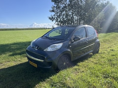 Peugeot 107 - 1.0-12V Urban Move