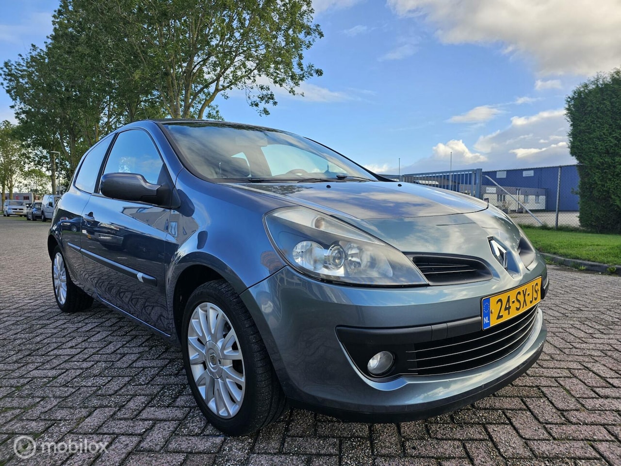 Renault Clio - 1.6-16V Dynamique Luxe 1.6-16V Dynamique Luxe - AutoWereld.nl