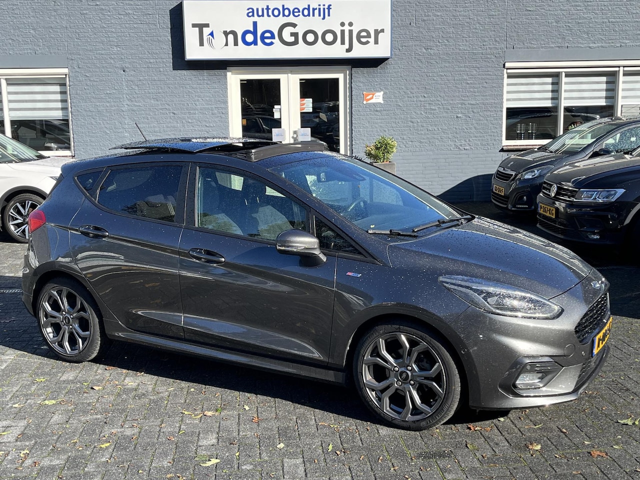 Ford Fiesta - 1.0 EcoBoost ST-line X 125 PK | PANORAMA | CAMERA | NAV. | STOELVERW. | - AutoWereld.nl