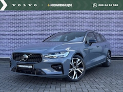 Volvo V60 - B3 Automaat Plus Dark | Trekhaak | Elektr. Panoramadak | Parkeerverwarming | 360° Camera |