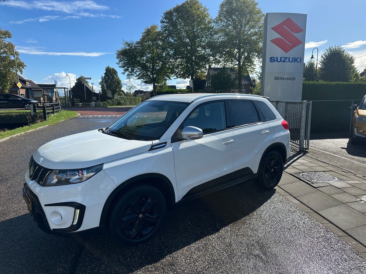 Suzuki Vitara - 1.4 Sport Automaat // Sport pakket // Unieke auto // Door ons onderhouden // Stootlijst // - AutoWereld.nl