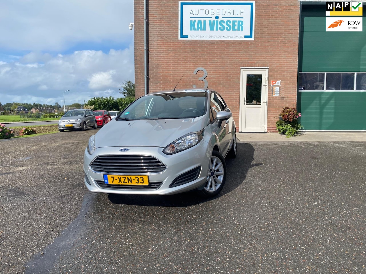 Ford Fiesta - 1.0 Style / Bj.14 / 5Drs / LM velgen / Extra getint glas / 79dkm!! - AutoWereld.nl