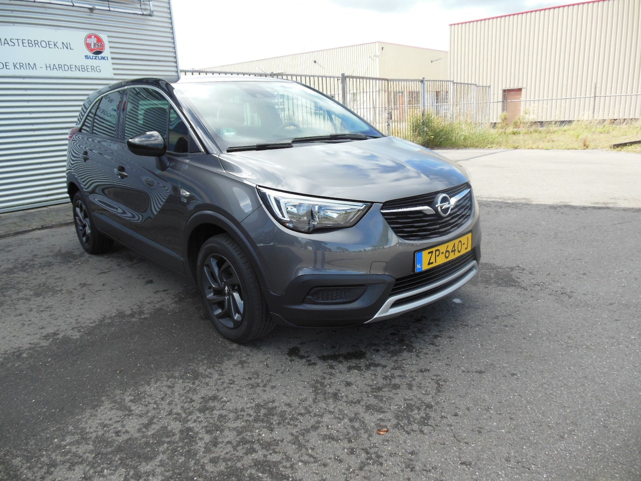 Opel Crossland X - 1.2 Turbo 120 Jaar Edition Super km. stand Staat in Hoogeveen - AutoWereld.nl