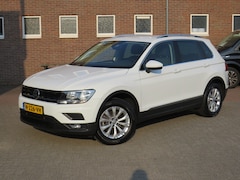 Volkswagen Tiguan - 1.5 TSI 130Pk Comfortline Business * Rijklaarprijs incl. garantie * Trekhaak * Electrische