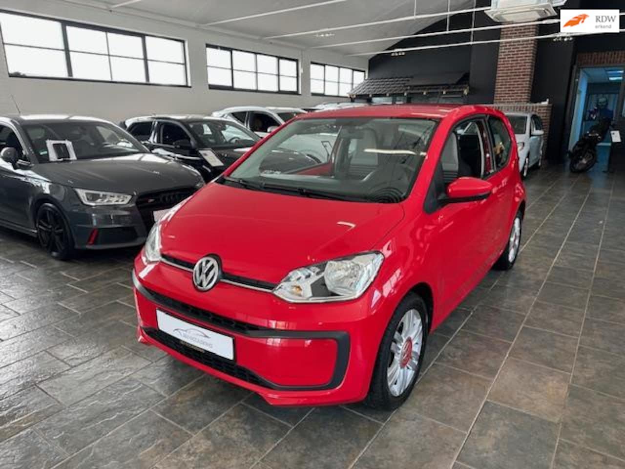 Volkswagen Up! - 1.0 EcoFuel move up! | Airco | Bluetooth | Boord | - AutoWereld.nl