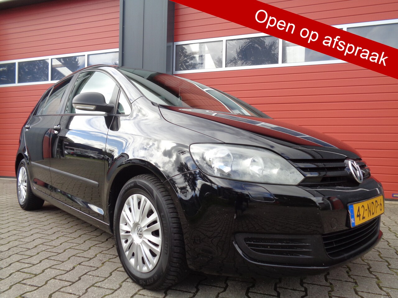 Volkswagen Golf Plus - 1.2 TSI Trendline BlueMotion 105PK Airco 6BAK Hoge-Zitter NL-Auto - AutoWereld.nl