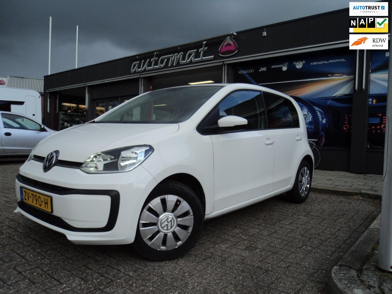 Volkswagen Up! - 1.0 BMT move up! 1.0 BMT move up! - AutoWereld.nl