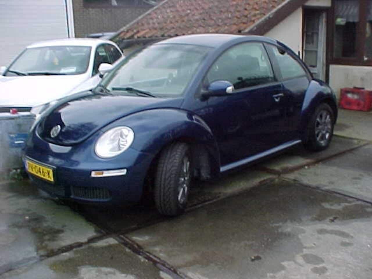 Volkswagen New Beetle - 1.4 16V TRENDLINE BJ2007 KM139 AIRCO L.M.V - AutoWereld.nl