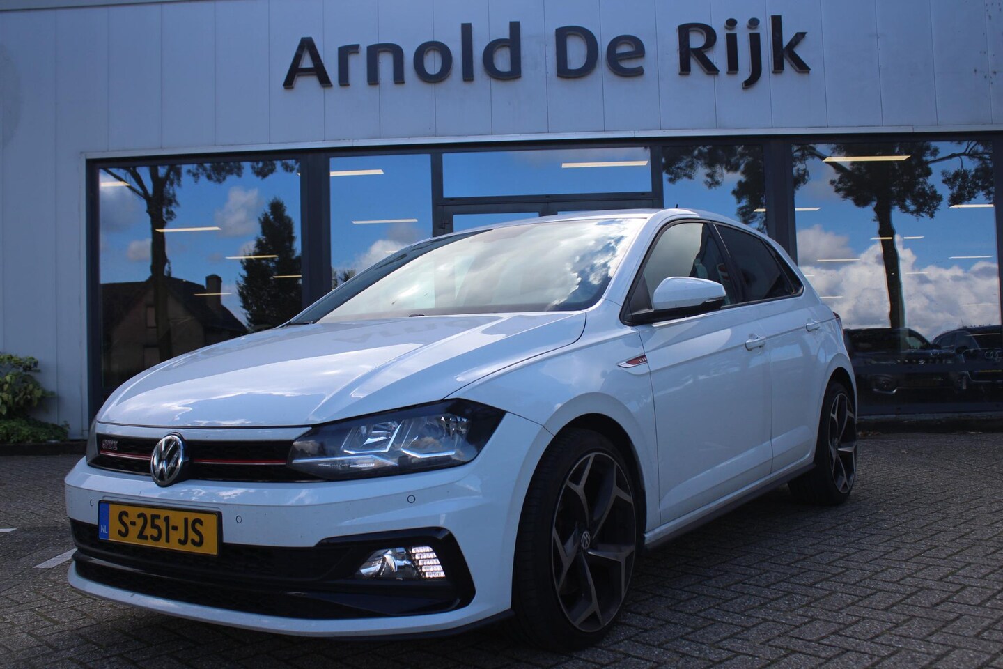 Volkswagen Polo - 2.0 TSI GTI DSG - AutoWereld.nl