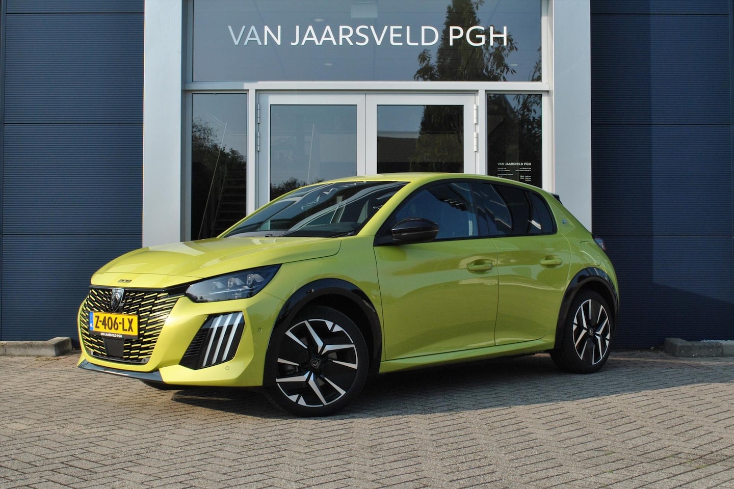 Peugeot e-208 - EV 51kWh 156pk GT / Alcantara / Massage - AutoWereld.nl