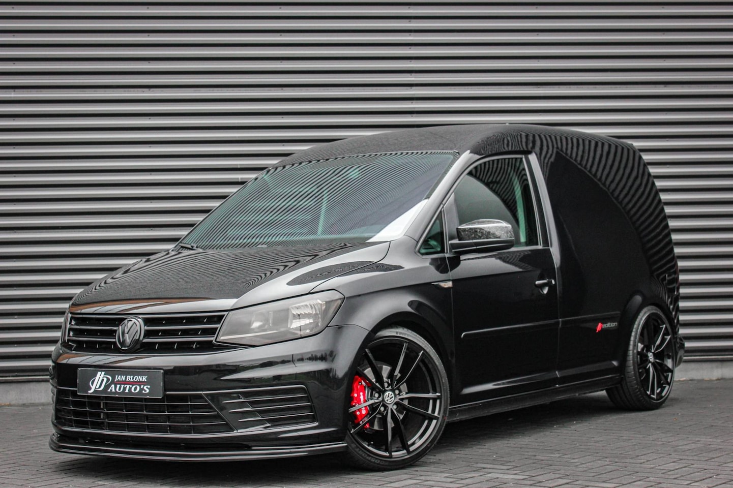 Volkswagen Caddy - 2.0 TDI L1H1 185PK / JB-EDITION / GTI-KUIPSTOELEN / LEDEREN BEKLEDING / APPLE CARPLAY / SC - AutoWereld.nl