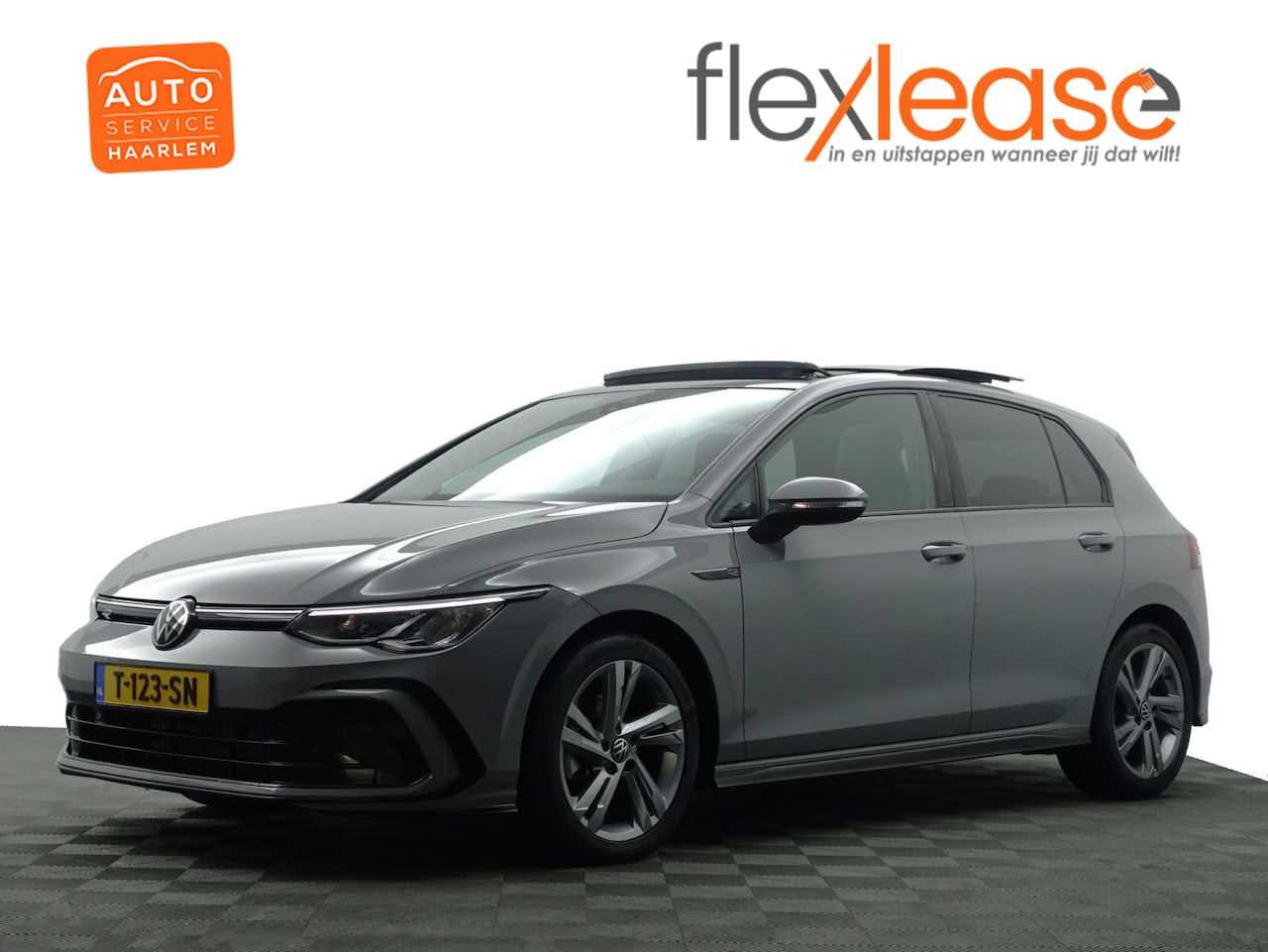 Volkswagen Golf - 1.5 eTSI R-Line Business+ Aut- Panodak, Carplay, Sfeerverlichting, Dynamic Select, Stuur/S - AutoWereld.nl