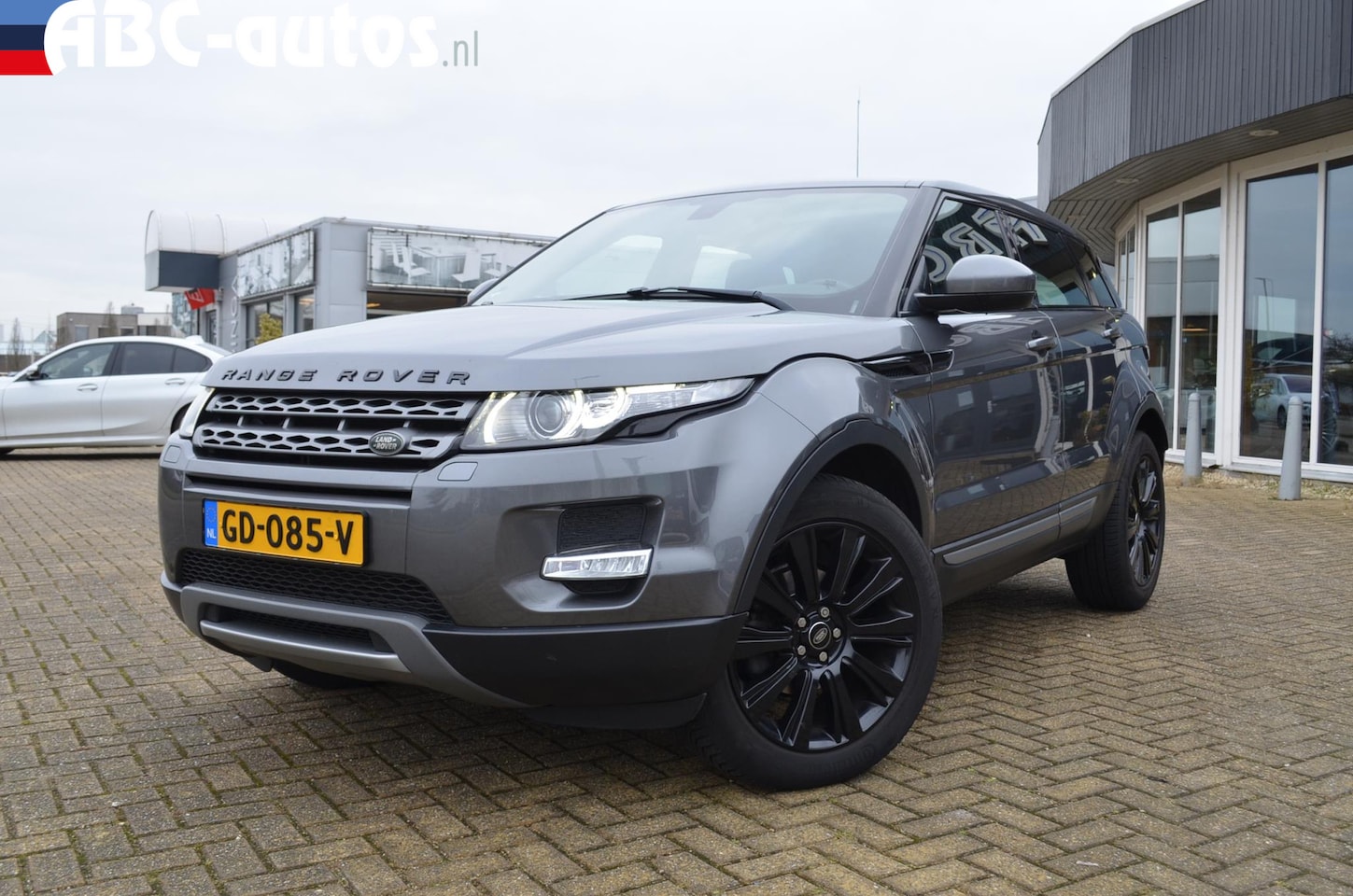 Land Rover Range Rover Evoque - 2.2 eD4 2WD Pure Panodak / 19" - AutoWereld.nl