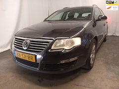 Volkswagen Passat Variant - 1.6 FSI Sportline Business - Airco - Cruise - Export