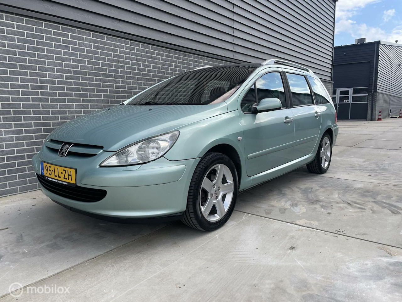 Peugeot 307 SW - 2.0 AUT|APK|NAP|Climate|Pano|Nette Auto - AutoWereld.nl