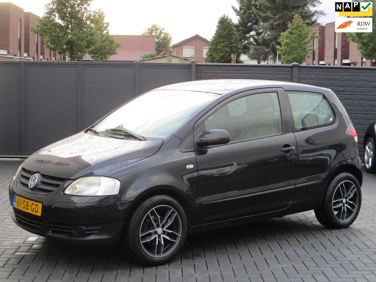 Volkswagen Fox - 1.2 Trendline Airco EL Pakket !! - AutoWereld.nl